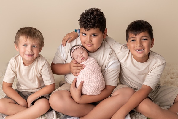 Baby with family, baby and sibling photoshoot